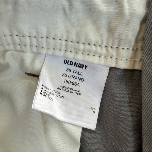 Old Navy Men’s Cargo Shorts 3 Pair - Picture 9 of 14